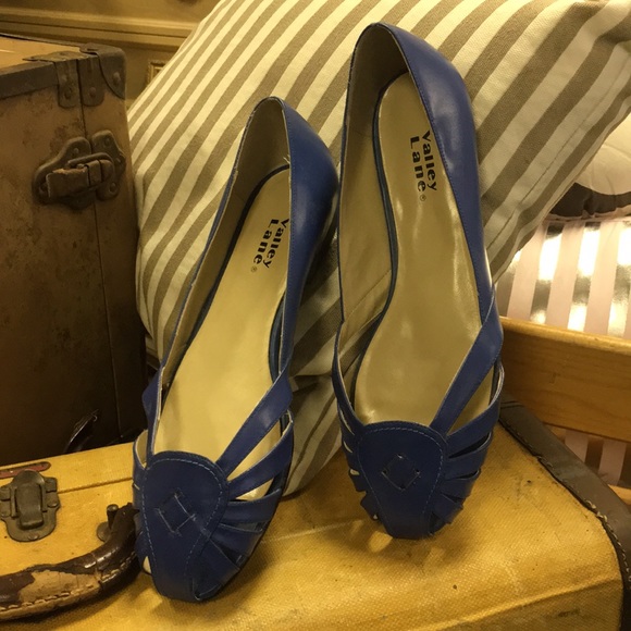 Adorable Blue Espadrilles - Picture 1 of 4